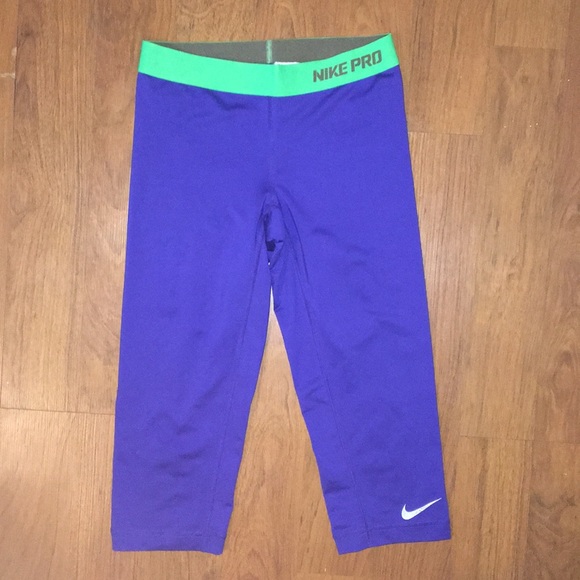 Nike Pro Compression Capris - Picture 1 of 4